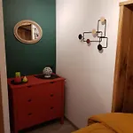 Au De